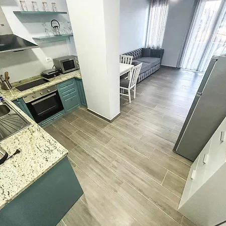 Dolphin 513 Golem (Tirana)